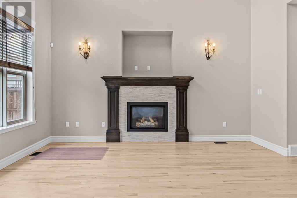 273 Kinniburgh Boulevard W