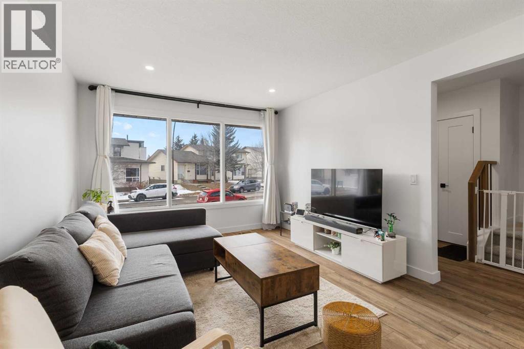 110 Cedarwood Hill SW