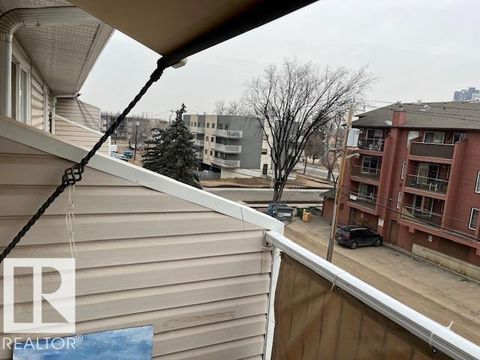 #407 10529 93 ST NW Edmonton AB T5H1X6