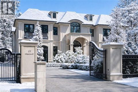 15 CHARTWELL Road Oakville ON L6J3Z3
