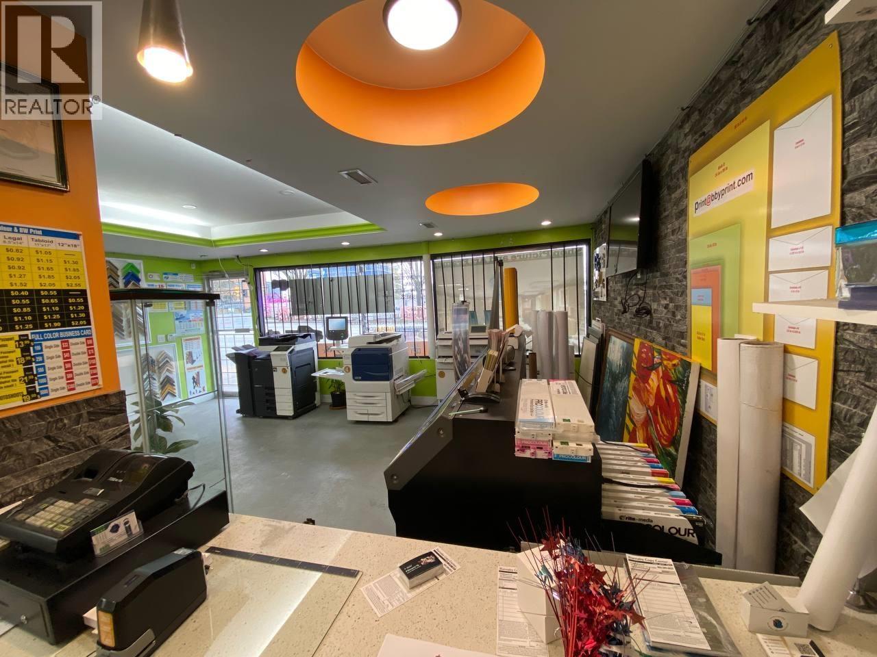 3863 HASTINGS STREET