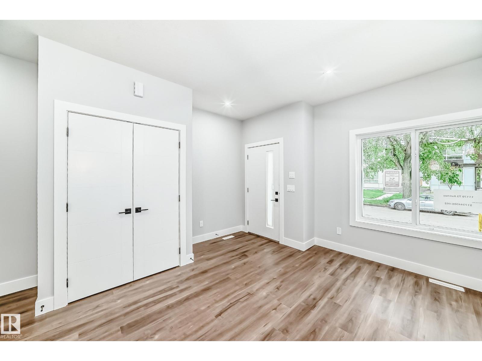 11170 73 AV NW NW
