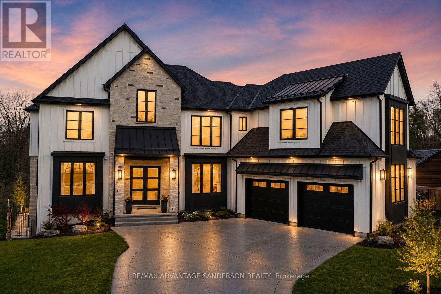 1625 WARBLER WOODS WALK