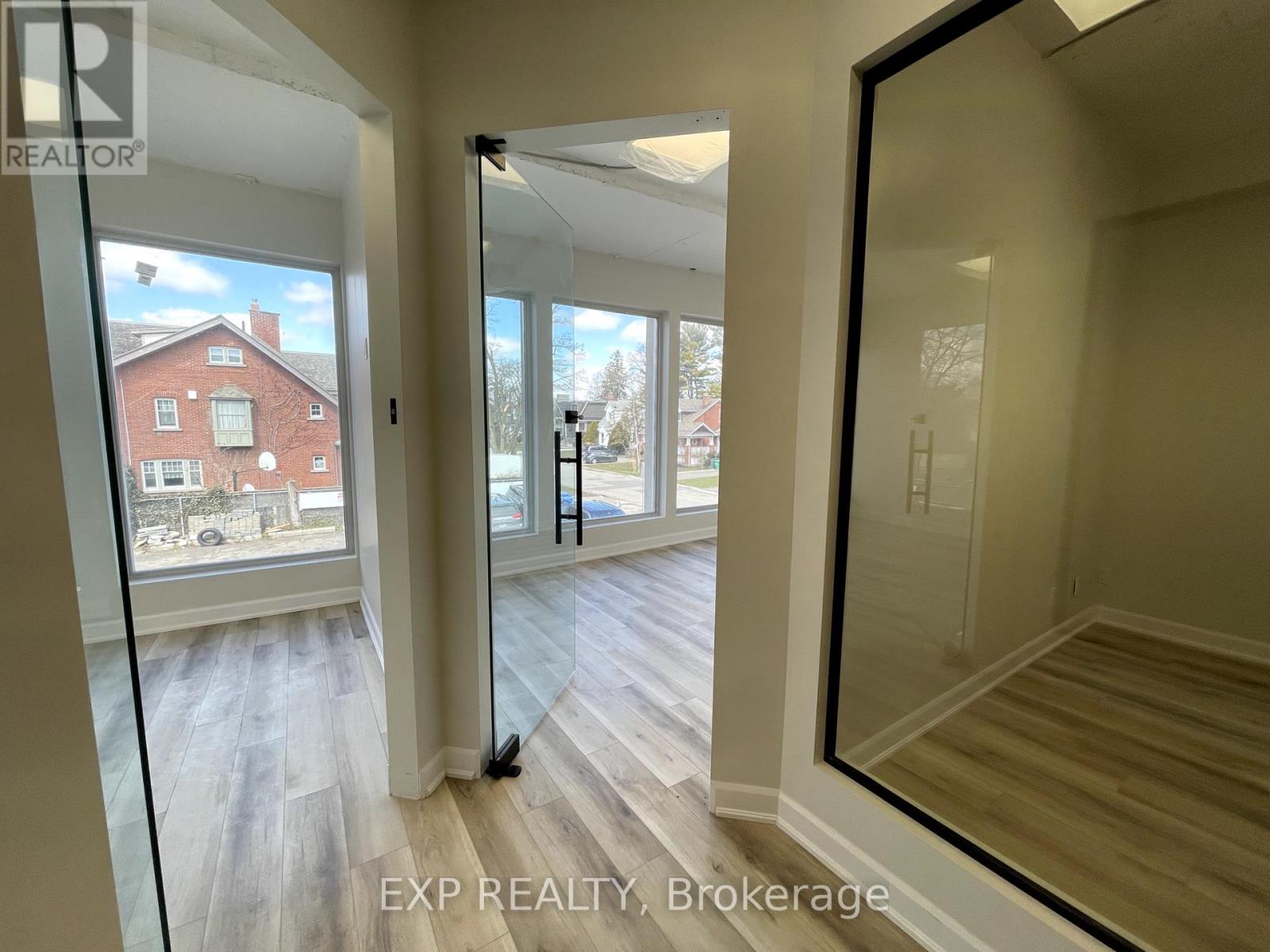 205-4A - 230 LAKESHORE ROAD E
