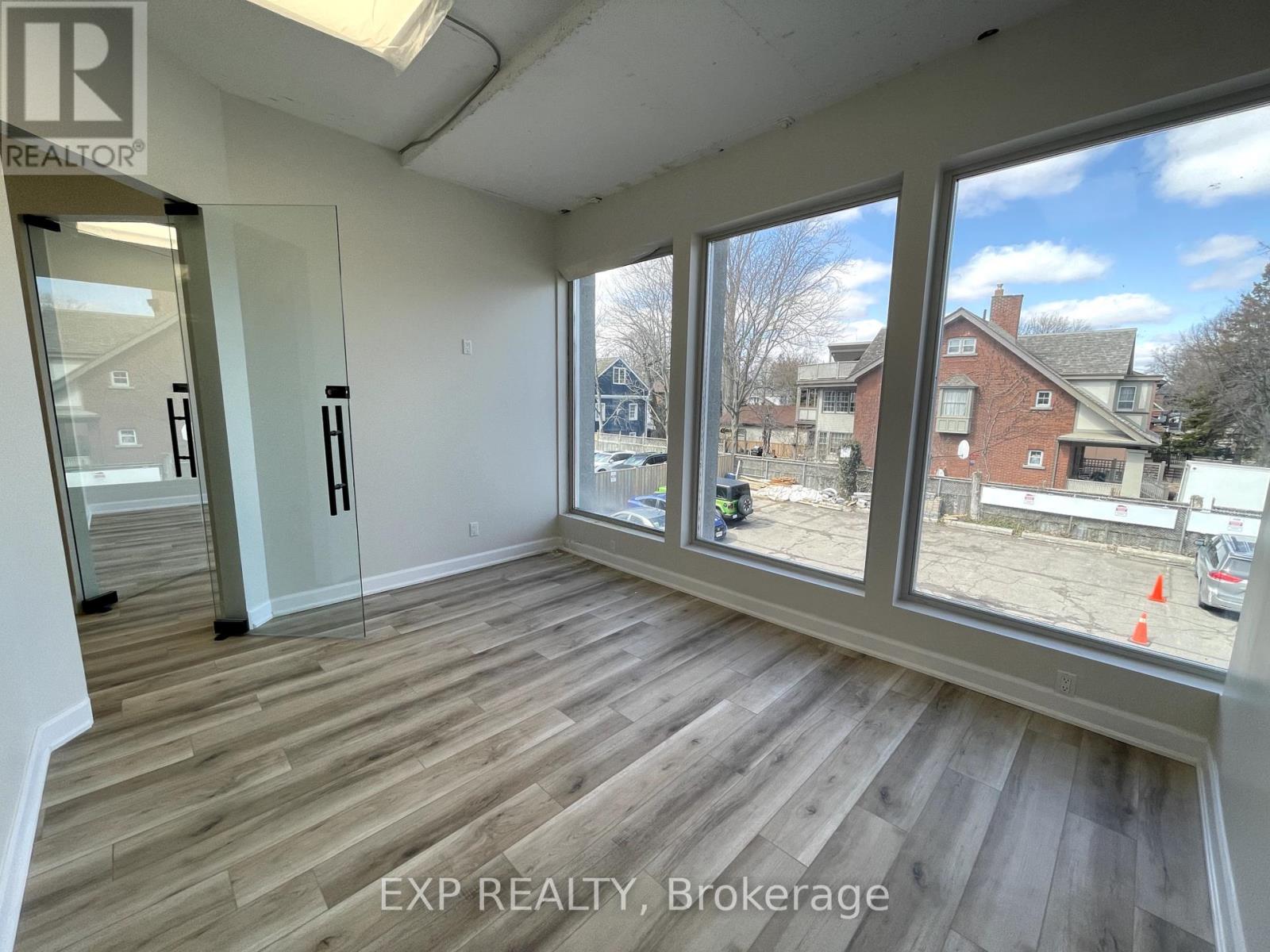 205-4A - 230 LAKESHORE ROAD E