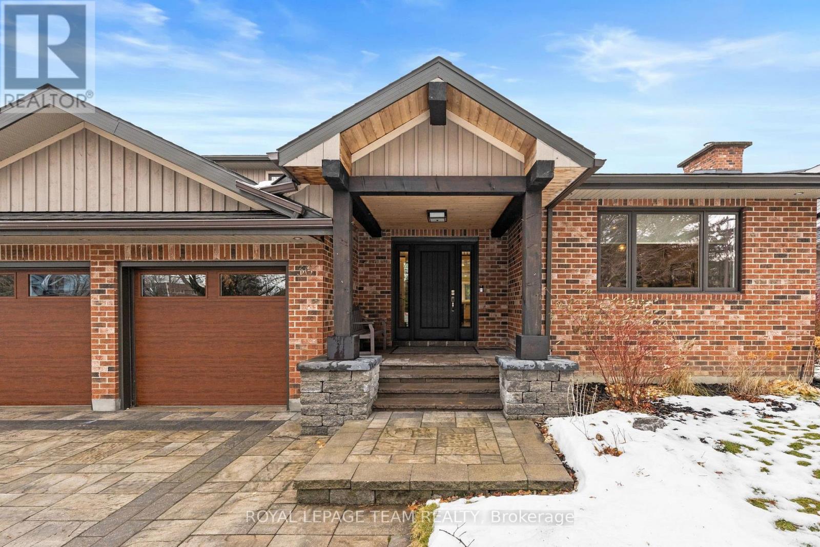 36 HALLDORSON CRESCENT