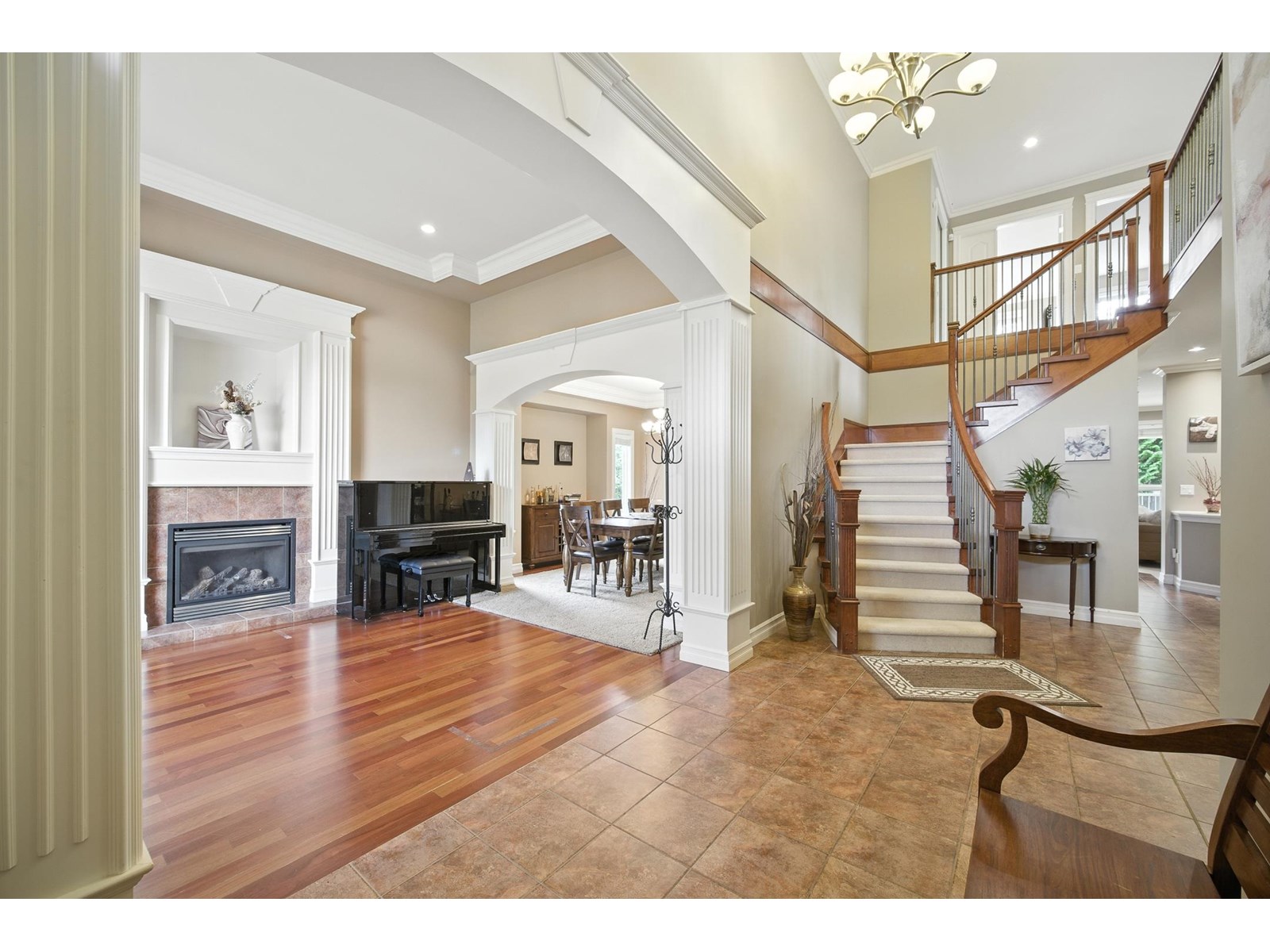 16776 BEECHWOOD COURT