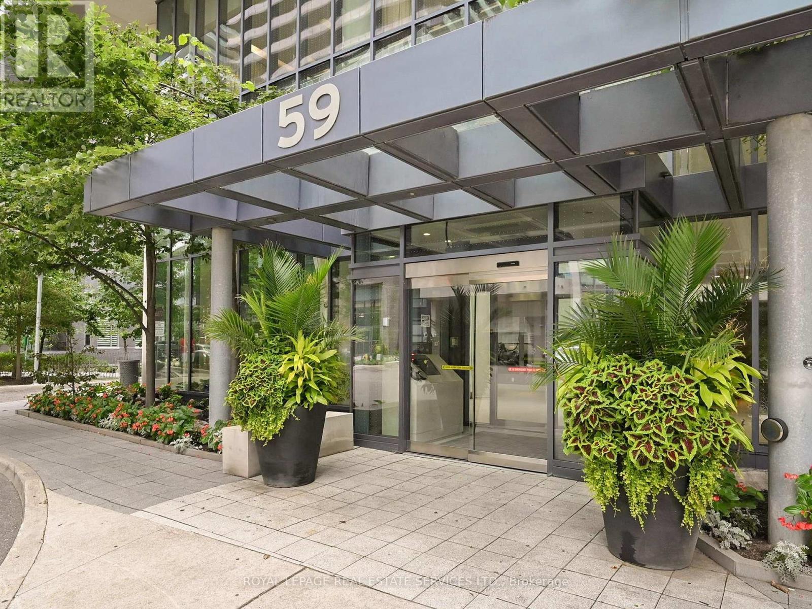 2808 - 59 ANNIE CRAIG DRIVE