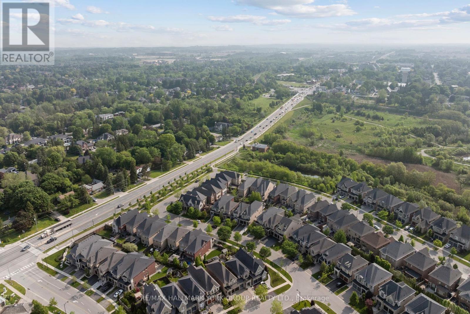 45 ROBERT BERRY CRESCENT