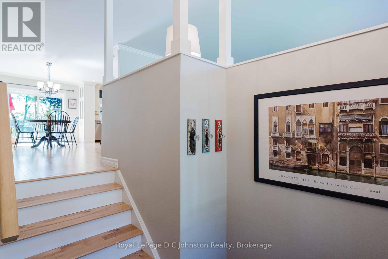 126 5TH AVENUE E