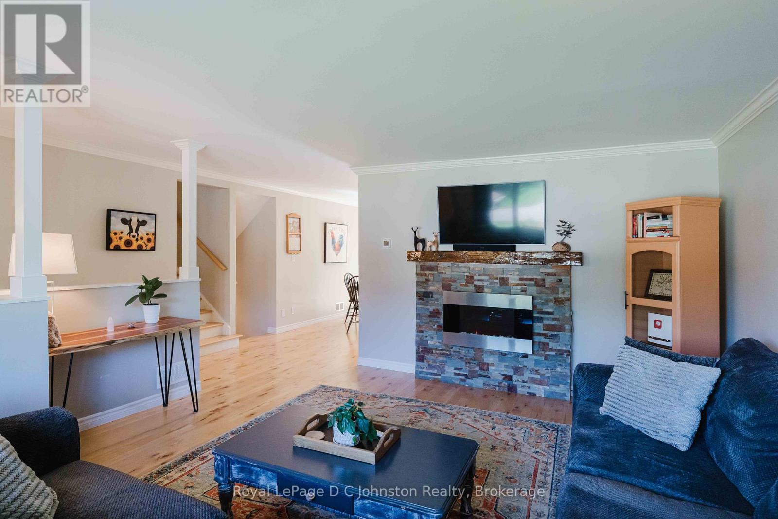 126 5TH AVENUE E