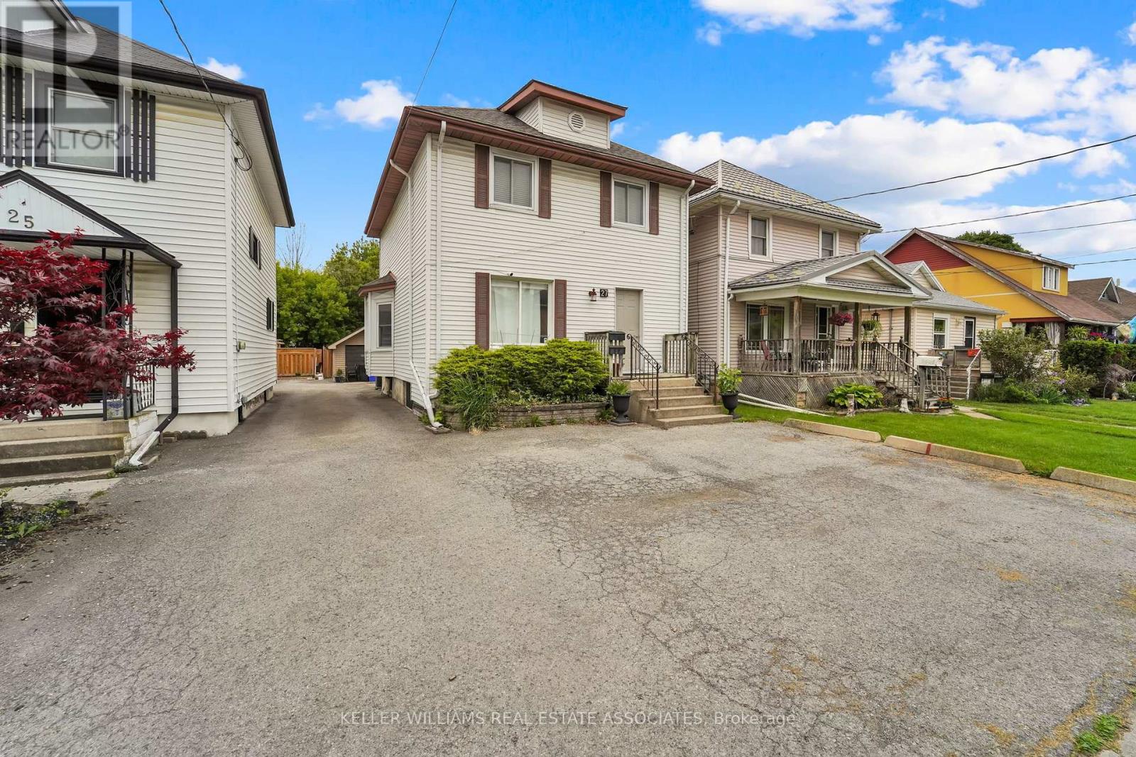 MAIN - 27 BERRYMAN AVENUE