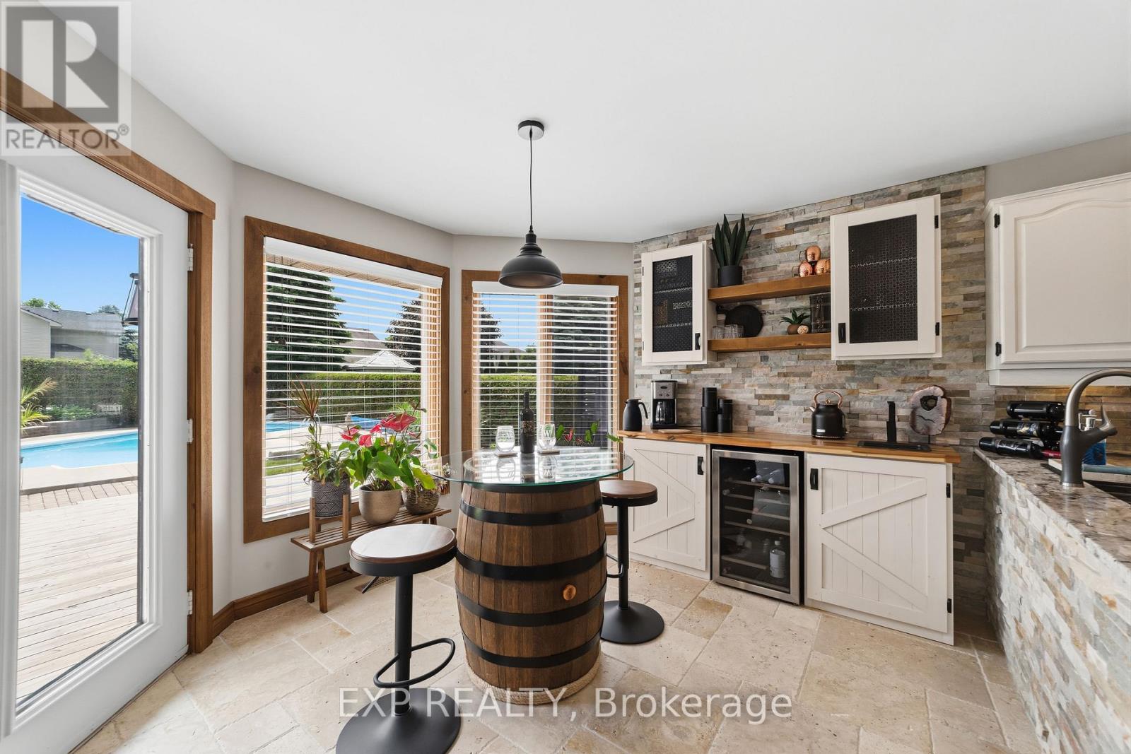 57 VALLEYVIEW CRESCENT