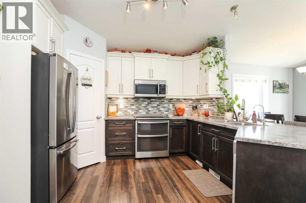 50 Heritage Circle W