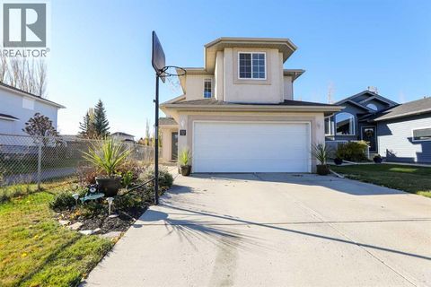 50 Heritage Circle W Lethbridge AB T1K7T3