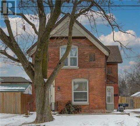 46 PORT Street Brantford ON N3S1Y2