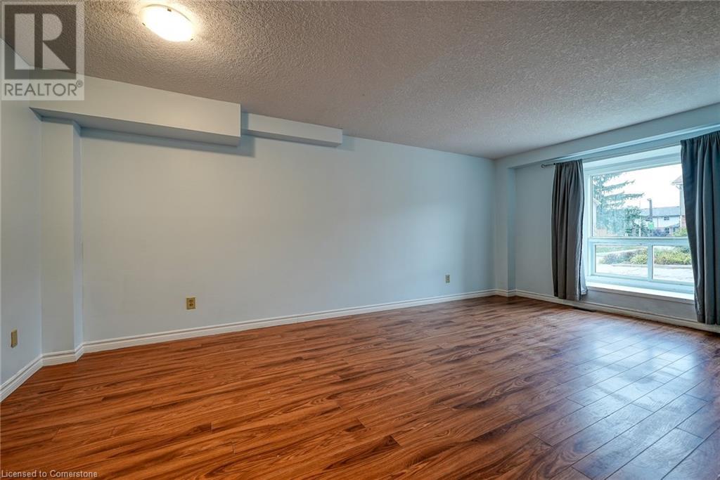 394 SPRINGBANK Avenue Unit# 4