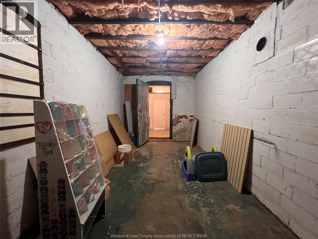 48 TALBOT STREET North Unit# LOWER