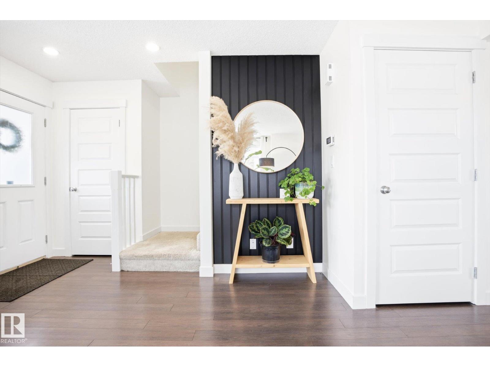 2061 TRUMPETER WY NW