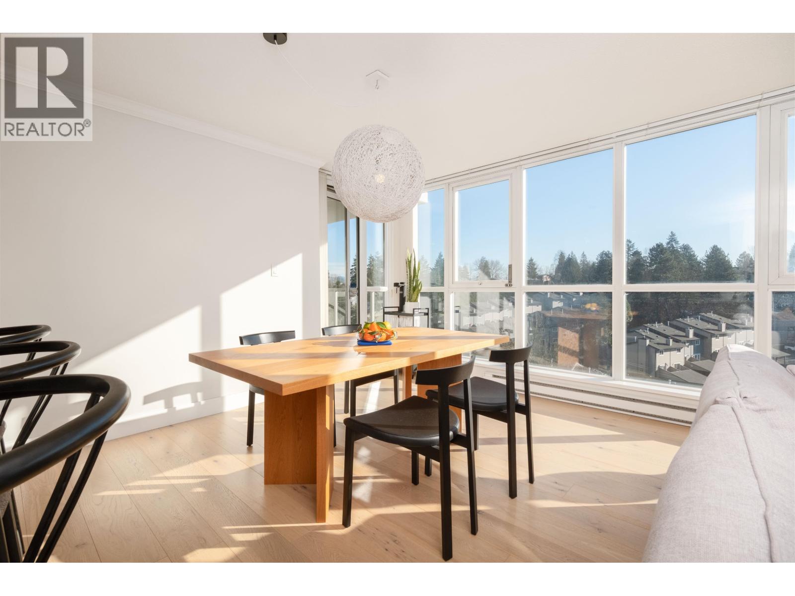 1104 235 GUILDFORD WAY