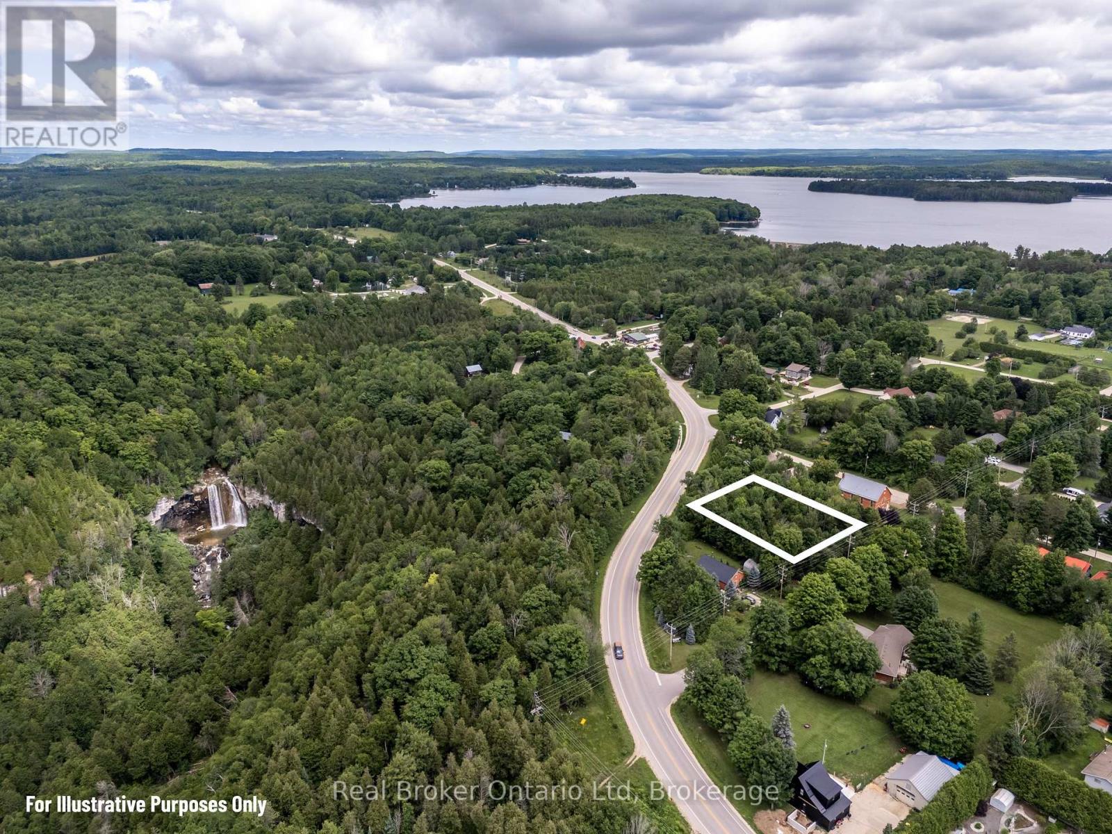 LT 24 CANROBERT STREET