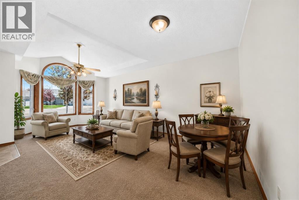 3 Parklane Place