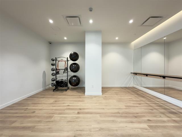 1111 13738 CENTRAL AVENUE