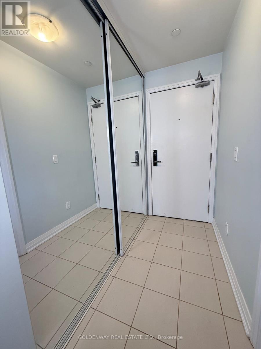 B608 - 60 ANNIE CRAIG DRIVE