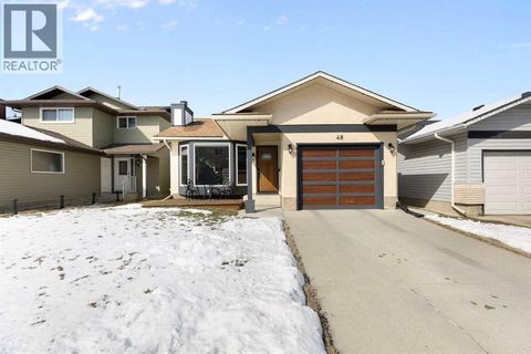 48 Cedargrove Road SW Calgary AB T2W4T9