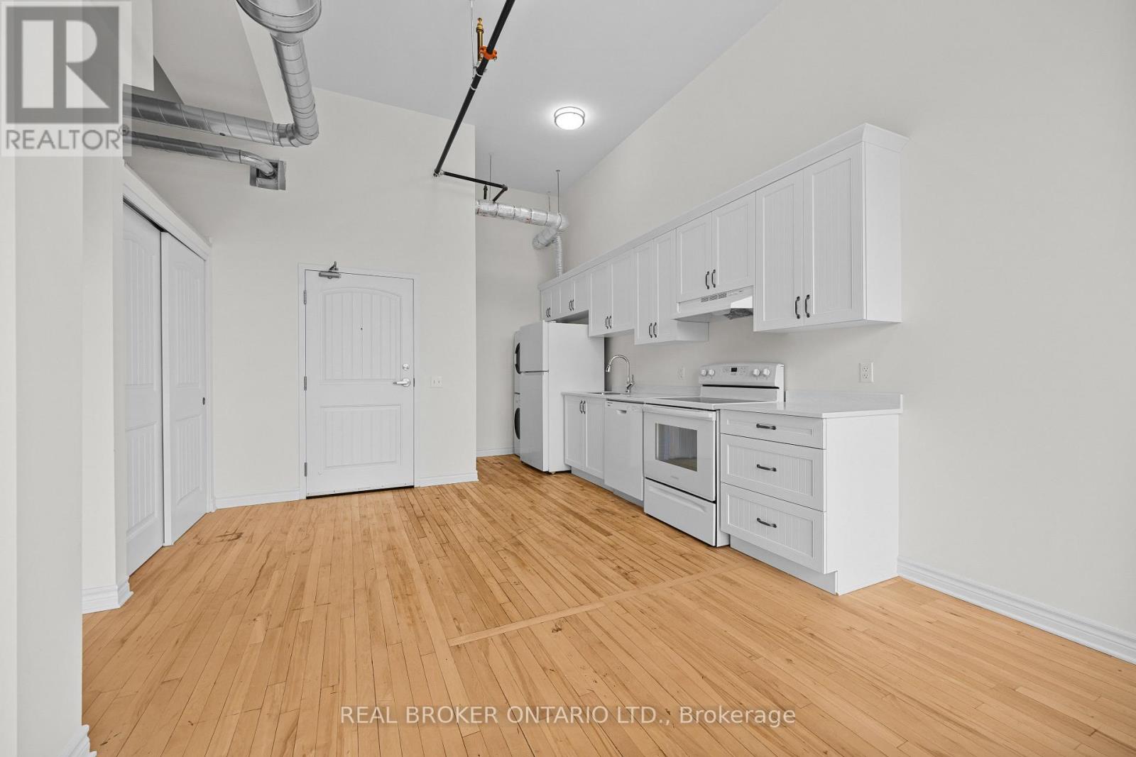 211 - 150 MILL STREET