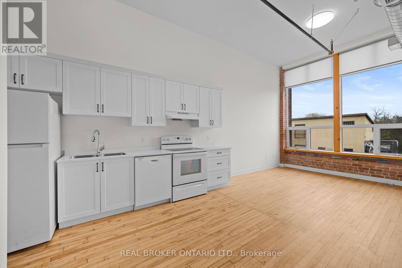 211 - 150 MILL STREET