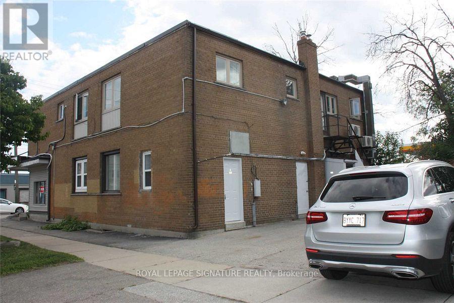 #1 - 498 HORNER AVENUE