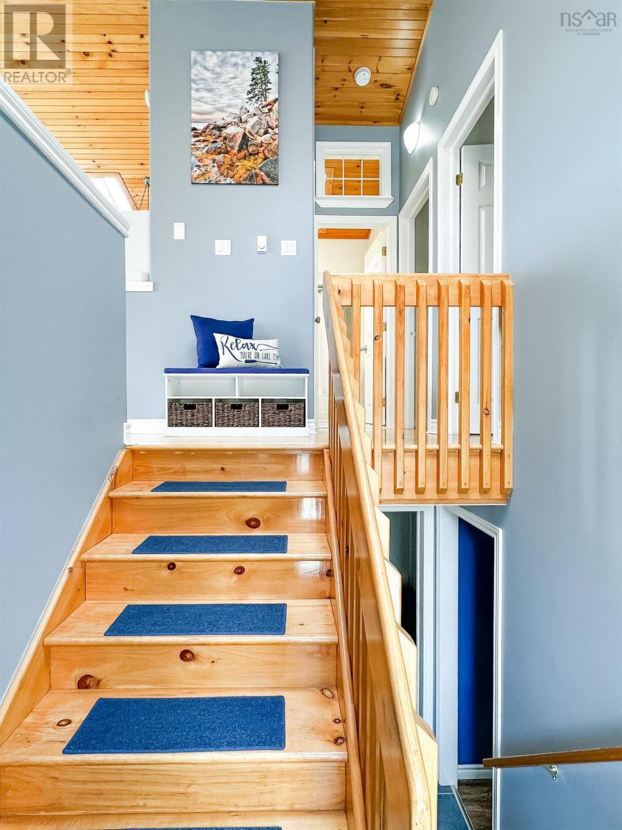 158 Spruce Drive - Photo 3