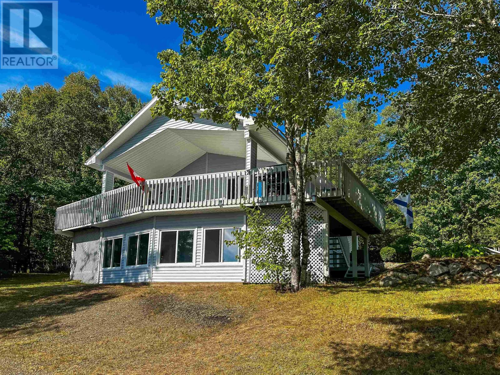 158 Spruce Drive - Photo 2