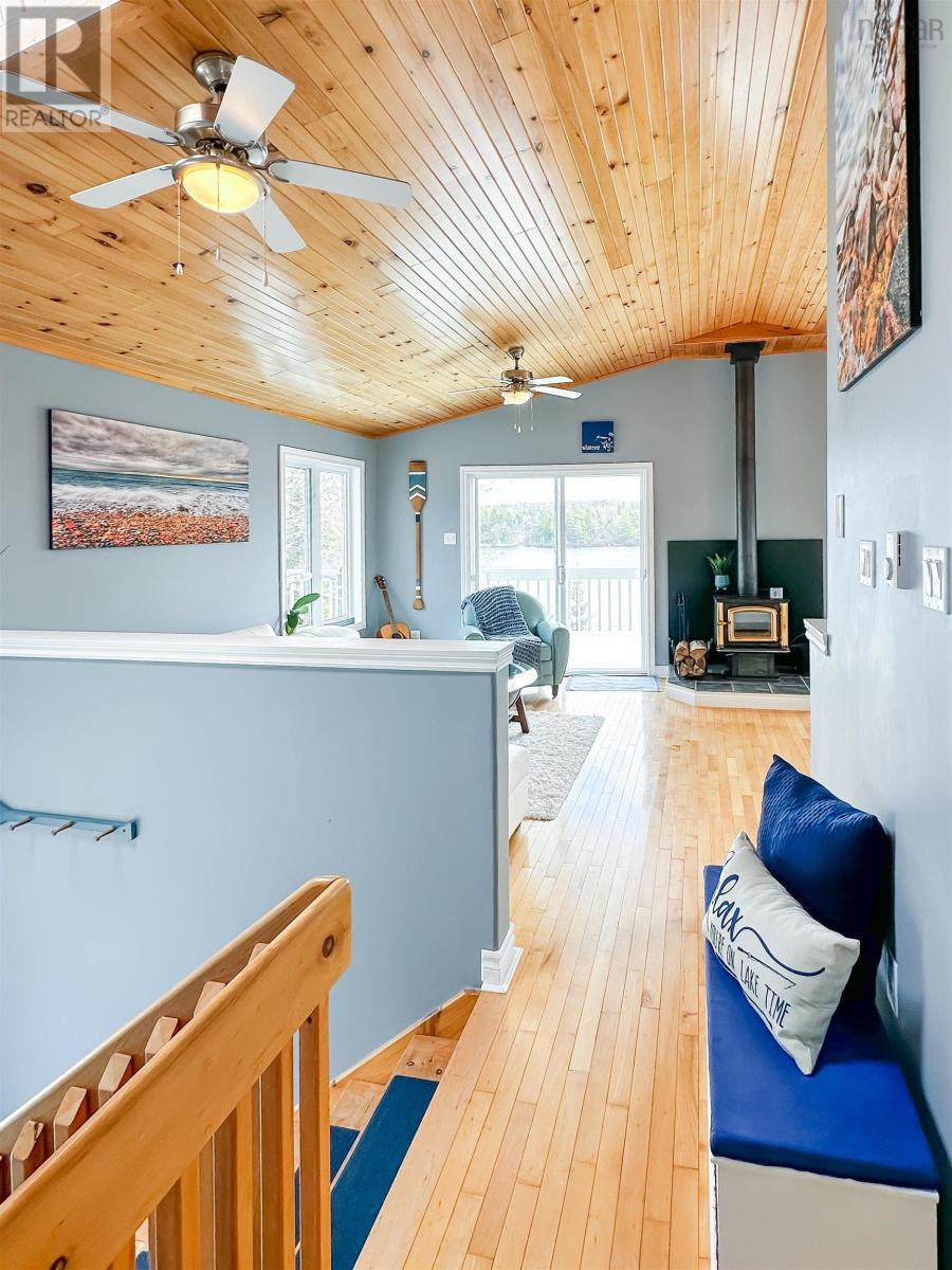 158 Spruce Drive - Photo 4