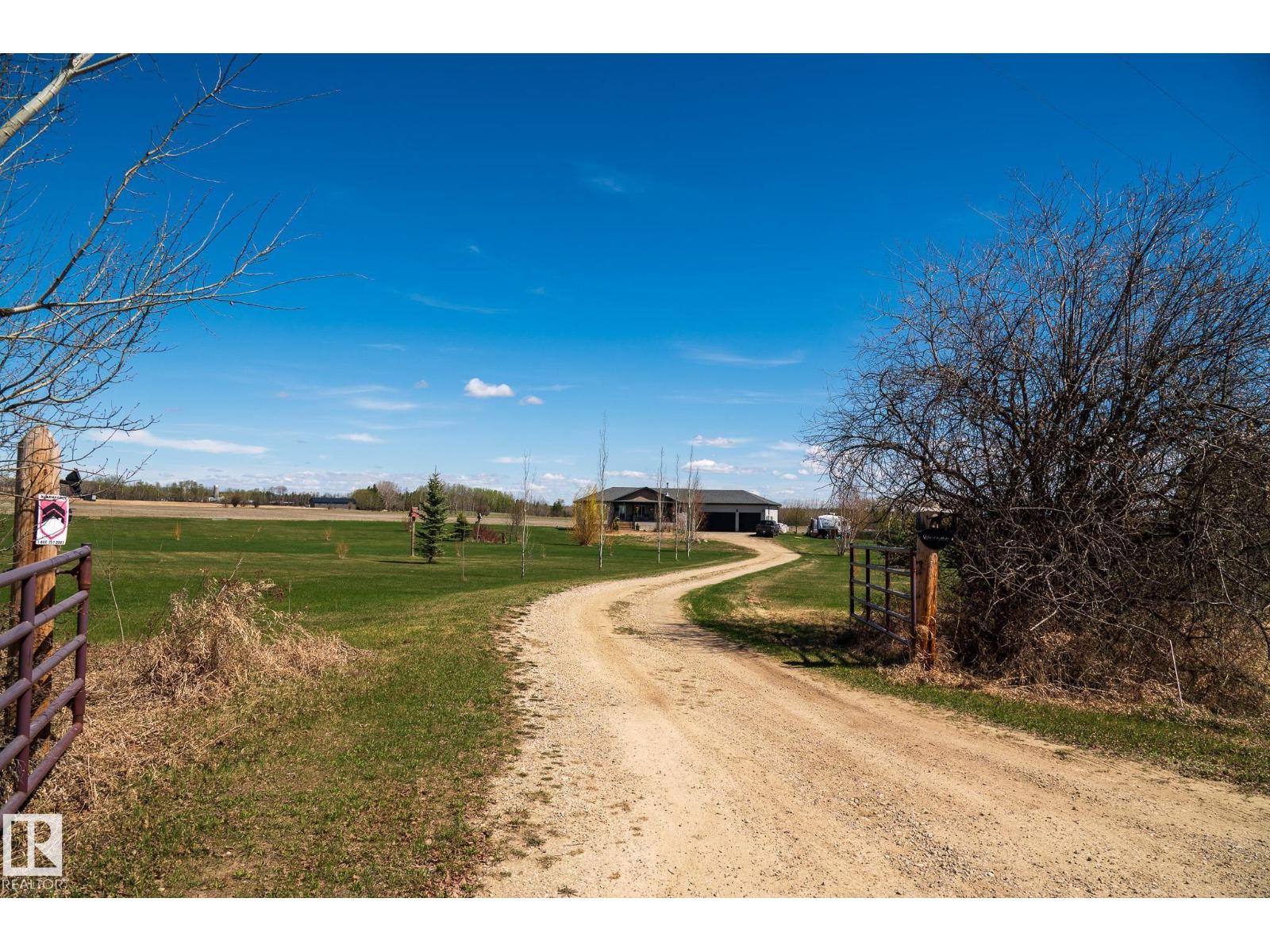 2208 TWP ROAD 534
