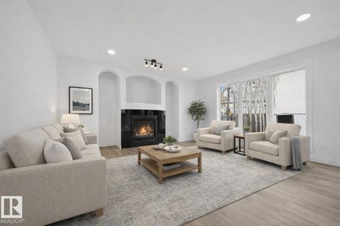 10916 175 AV NW Edmonton AB T5Y0B7