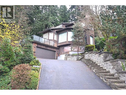 1092 CORONA CRESCENT Coquitlam BC V3J7J3