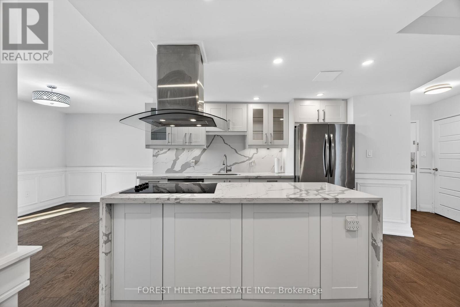 1002 - 1201 STEELES AVENUE W