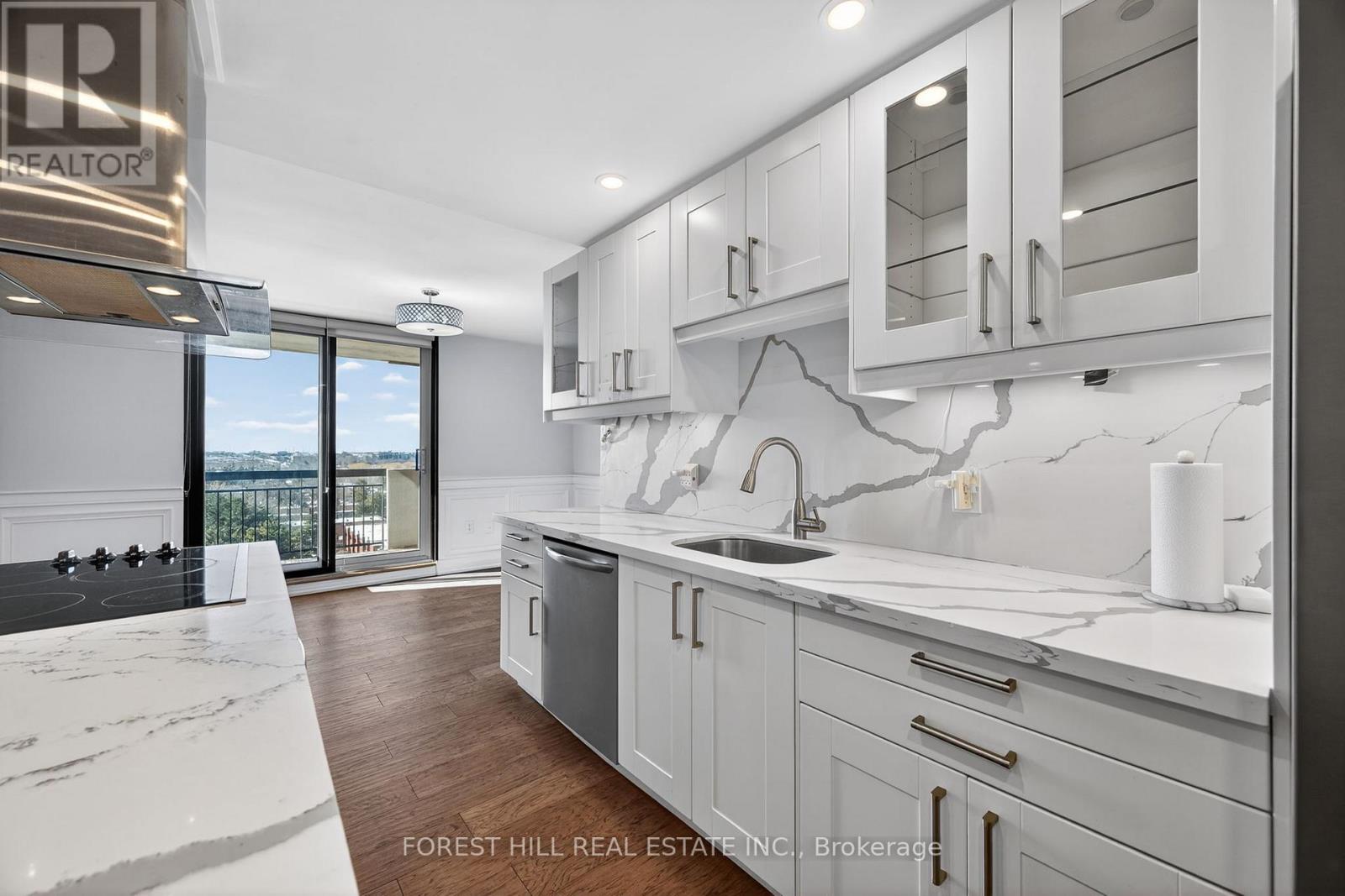 1002 - 1201 STEELES AVENUE W