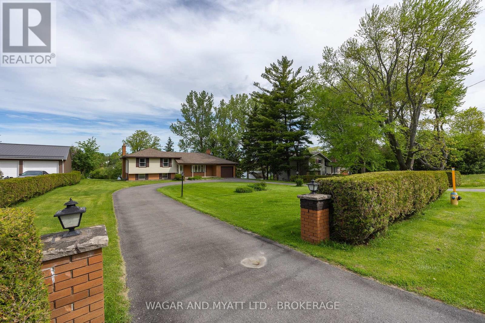 87 RIVER ROAD