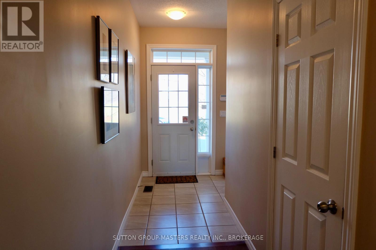 835 NEWMARKET LANE