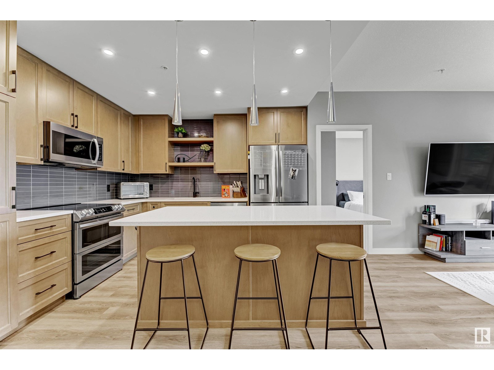 #226 1154 ADAMSON DR SW