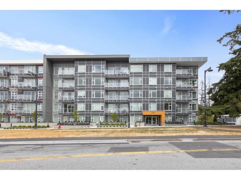 203 10838 WHALLEY BOULEVARD Surrey BC V3R0G8