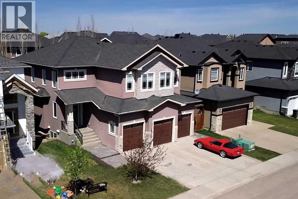 120 KINNIBURGH Circle