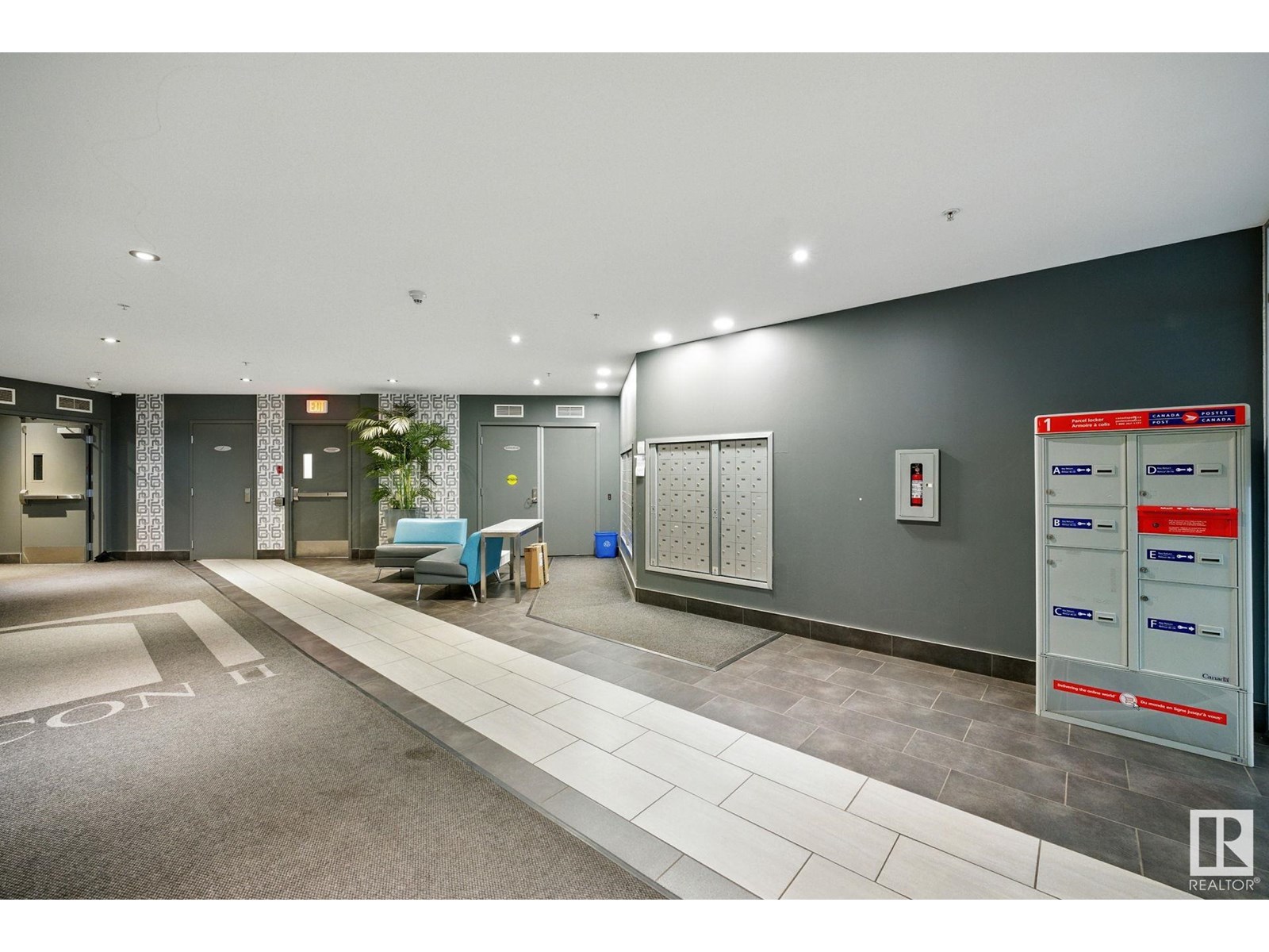 #701 10152 104 ST NW