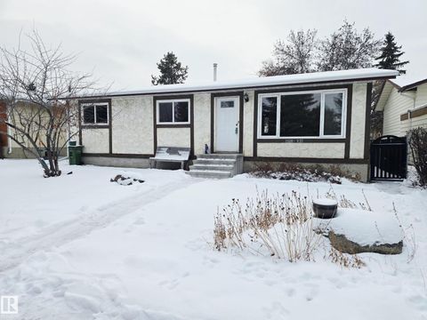 2509 89 ST NW Edmonton AB T6K2Y8