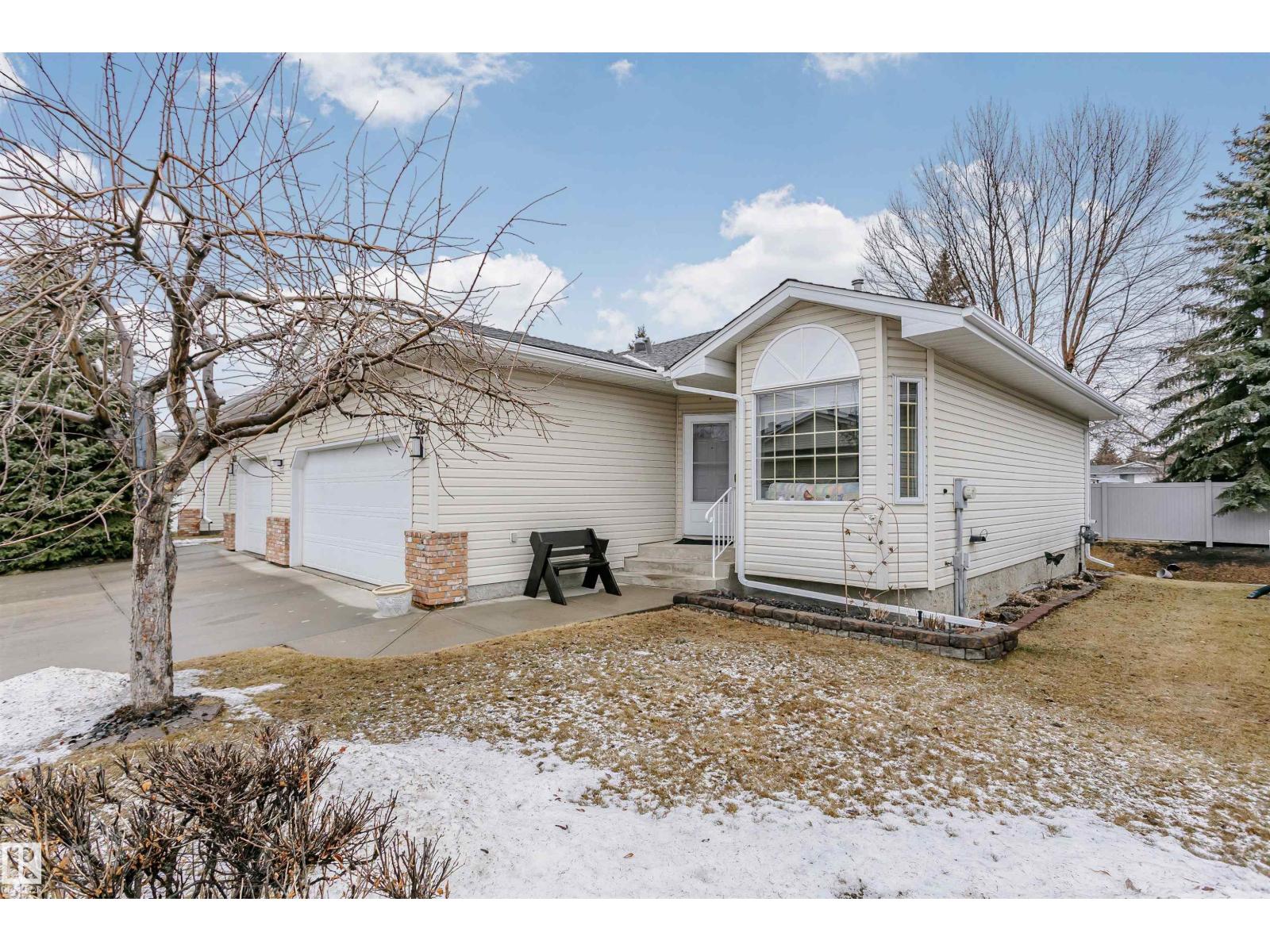 927 YOUVILLE DR W NW