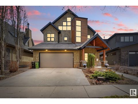 8711 99 AV NW Edmonton AB T5H4N5