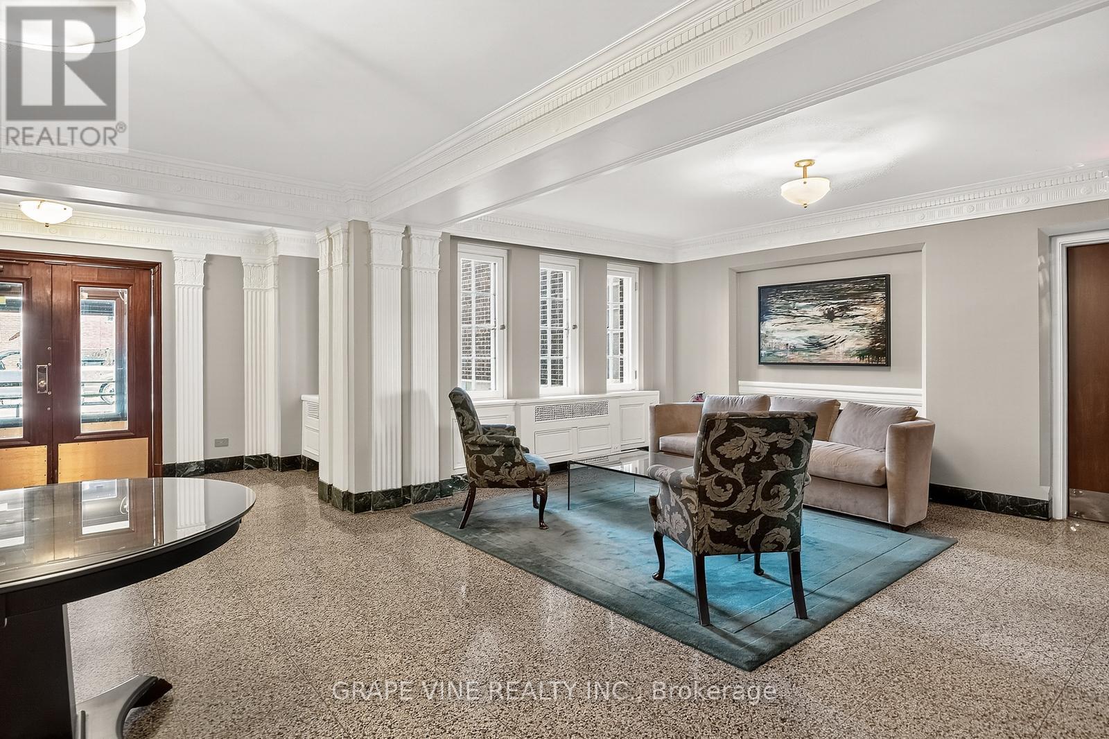 1D - 260 METCALFE STREET